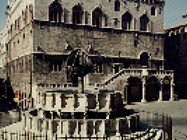 Perugia, la grande “Arce Guelfa”