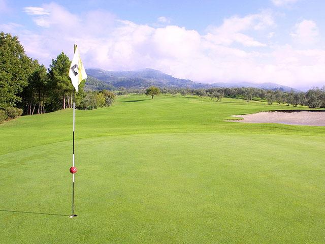 Giocando a golf a Montecatini e Quarrata