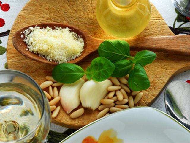 Ingredienti per il Pesto alla genovese