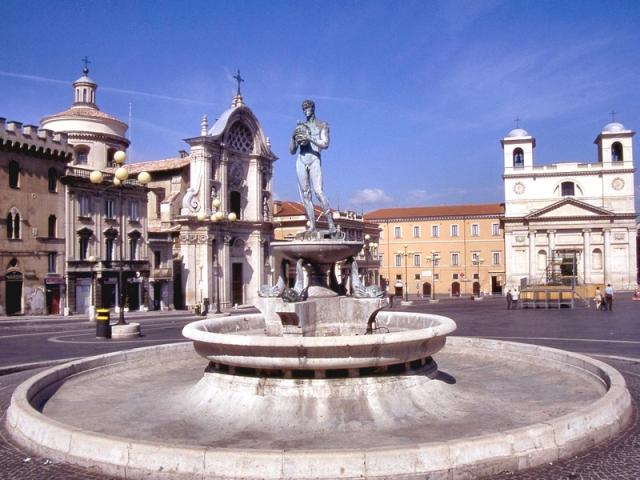 Piazza Duomo - L'Aquila