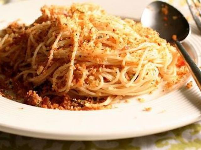 Spaghetti con la mollica