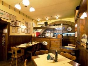 Bar Charlie